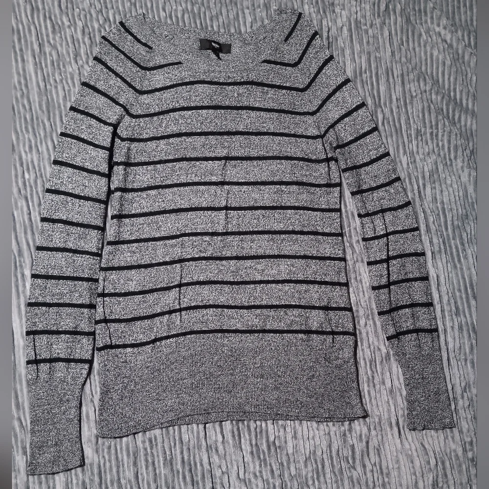 Mossimo - Knitted Long-sleeve Shirt w/ Horizontal Stripes - Gray, Black - L/G - Picture 7 of 8